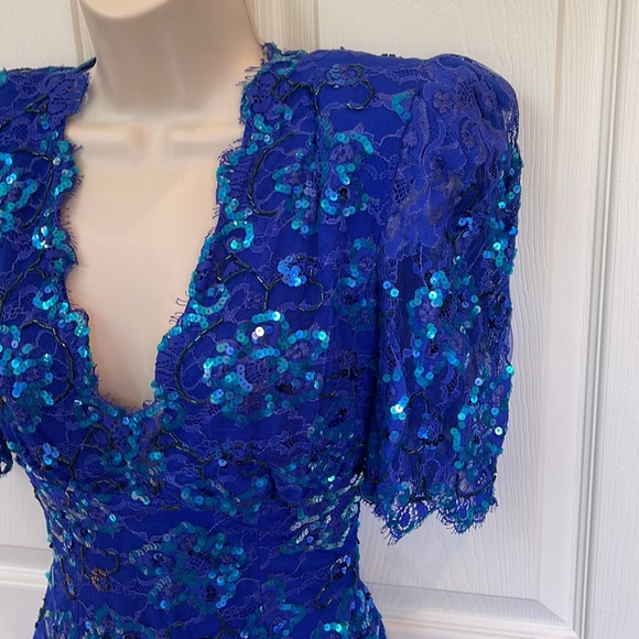 VINTAGE (80s) Blue Sequined Formal Gown / Dress - Picture 4 of 8